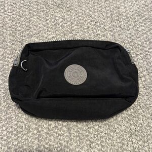 Kipling Pouch